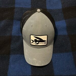 Patagonia lopro flying fish patch trucker hat